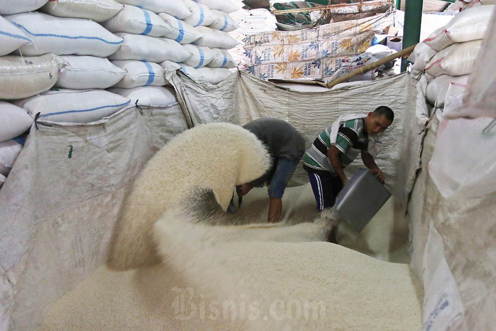 New Policy: Papua Selatan Surplus Beras, Amran Minta Bulog Tambah Gudang