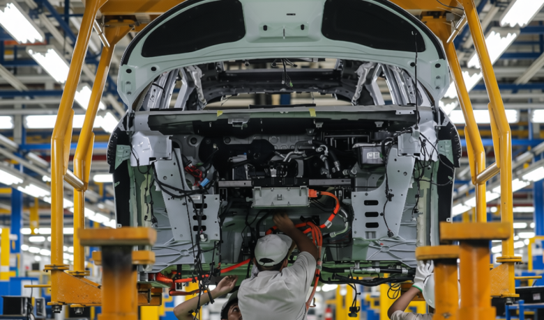 Key Strategy: Merek Mobil Cina Banjiri RI, Komitmen Produksi Lokal Dinanti