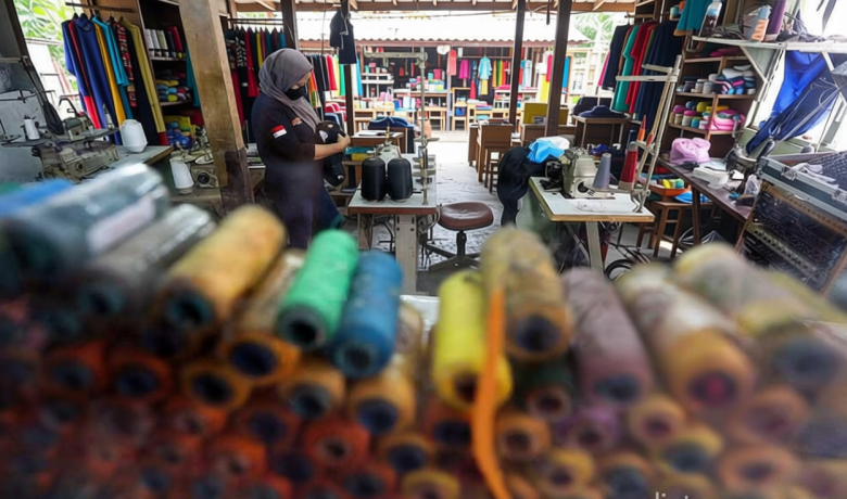 Key Strategy: Industri Tekstil Peringatkan PMI Manufaktur Masuk Lampu Kuning Menuju Merah